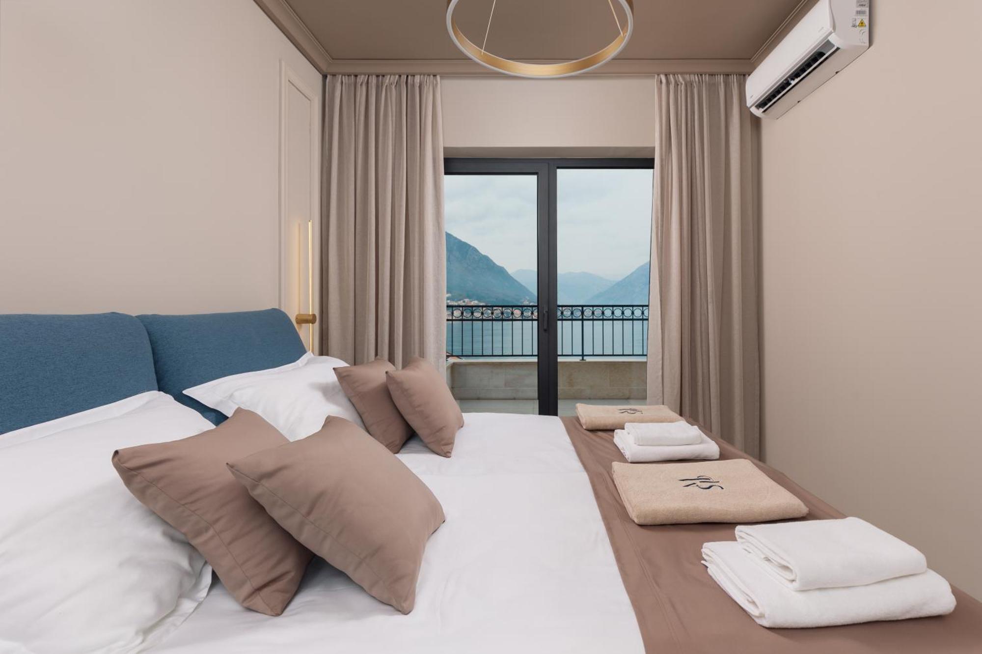 Saint Matthew Place Apartment Dobrota